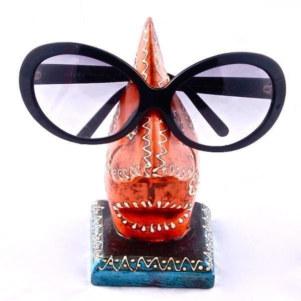 Painted and embossed Spectacles holder"Noses" spec01