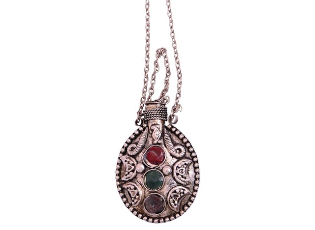 Funky Necklace "Desert Flask": Long Chain And Oxidised Metal Pendant Shaped As A Traveller's Flask (30044)