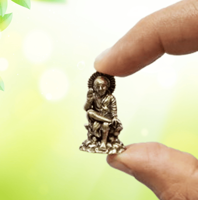 Rare Miniature Brass Idol Shridi Sai Baba Sairam Sainath: Collectible Statue With Detailed Fine Workmanship (12698Z33)