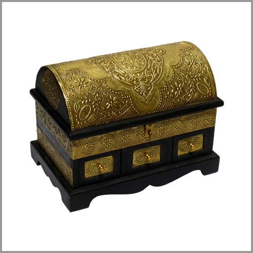 Dome shaped Brass jewellery box wcm487a1