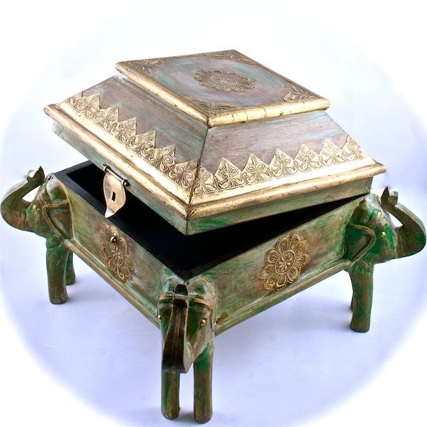 Distress finish jewellery box with brass work